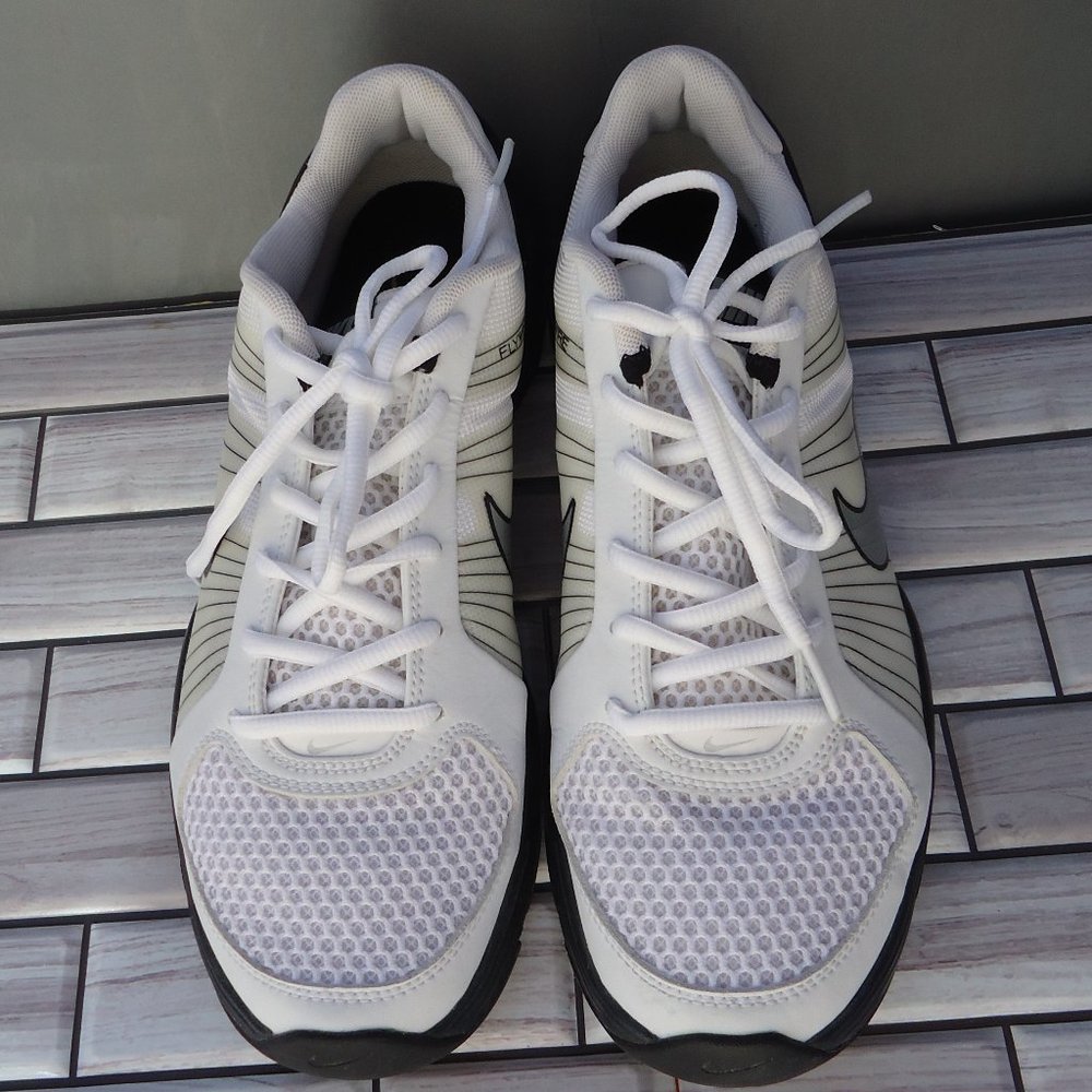 SIZE 8.5. Nike Lunar Kayoss training athletic tennis shoes.